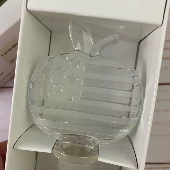 MIKASA Stars & Stripes Apple Lead Crystal Decanter Wine Bottle Stopper Austria - Picture 2 of 6